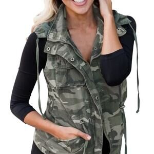 American Rag Vest Women's Large Army Green Camouflage Utility Full Zip